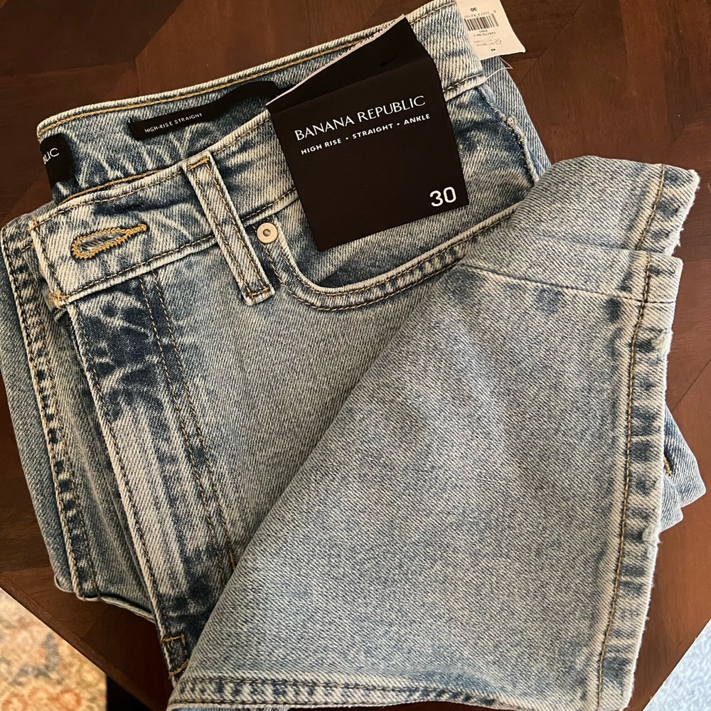 Banana Republic High Rise Straight Jeans